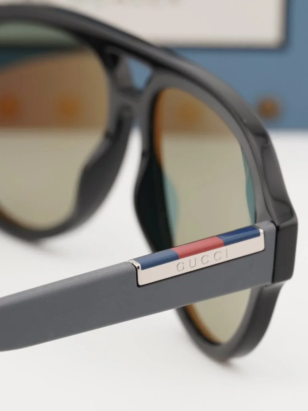Gucci GG2088S 002 Aviator Sunglasses - Black\Green